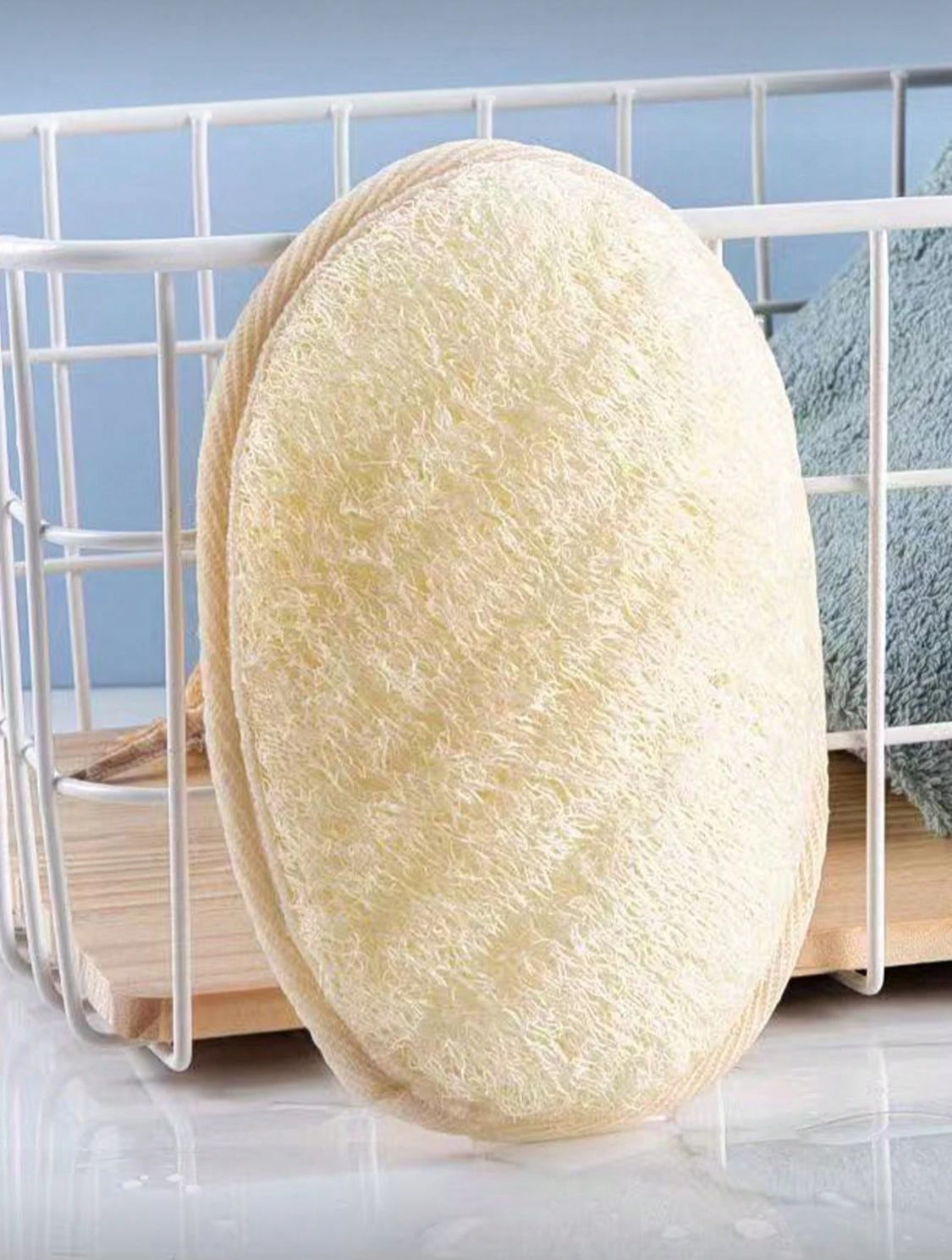 Natural Loofah Bath and Body Exfoliator Sponge